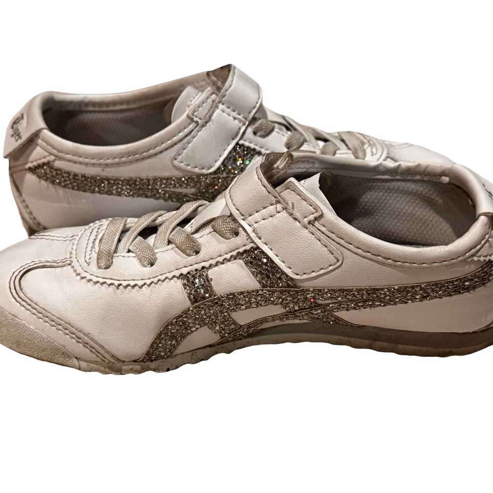 Tiger Onitsuka Kids size 13 White and silver Shoes from Japan